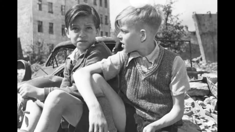 Filmszene aus »Irgendwo in Berlin« (D 1946) ©DEFA-Stiftung